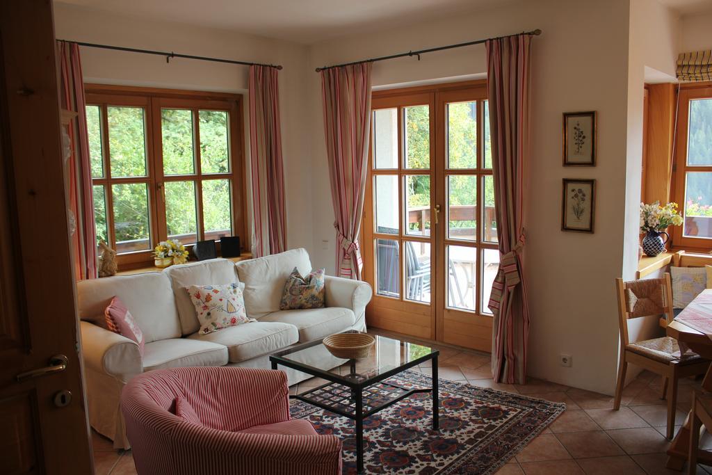 Apartments Pfeffermuehle Bad Kleinkirchheim Δωμάτιο φωτογραφία